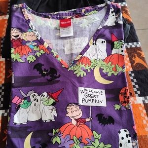 Peanuts Great Pumpkin scrub top